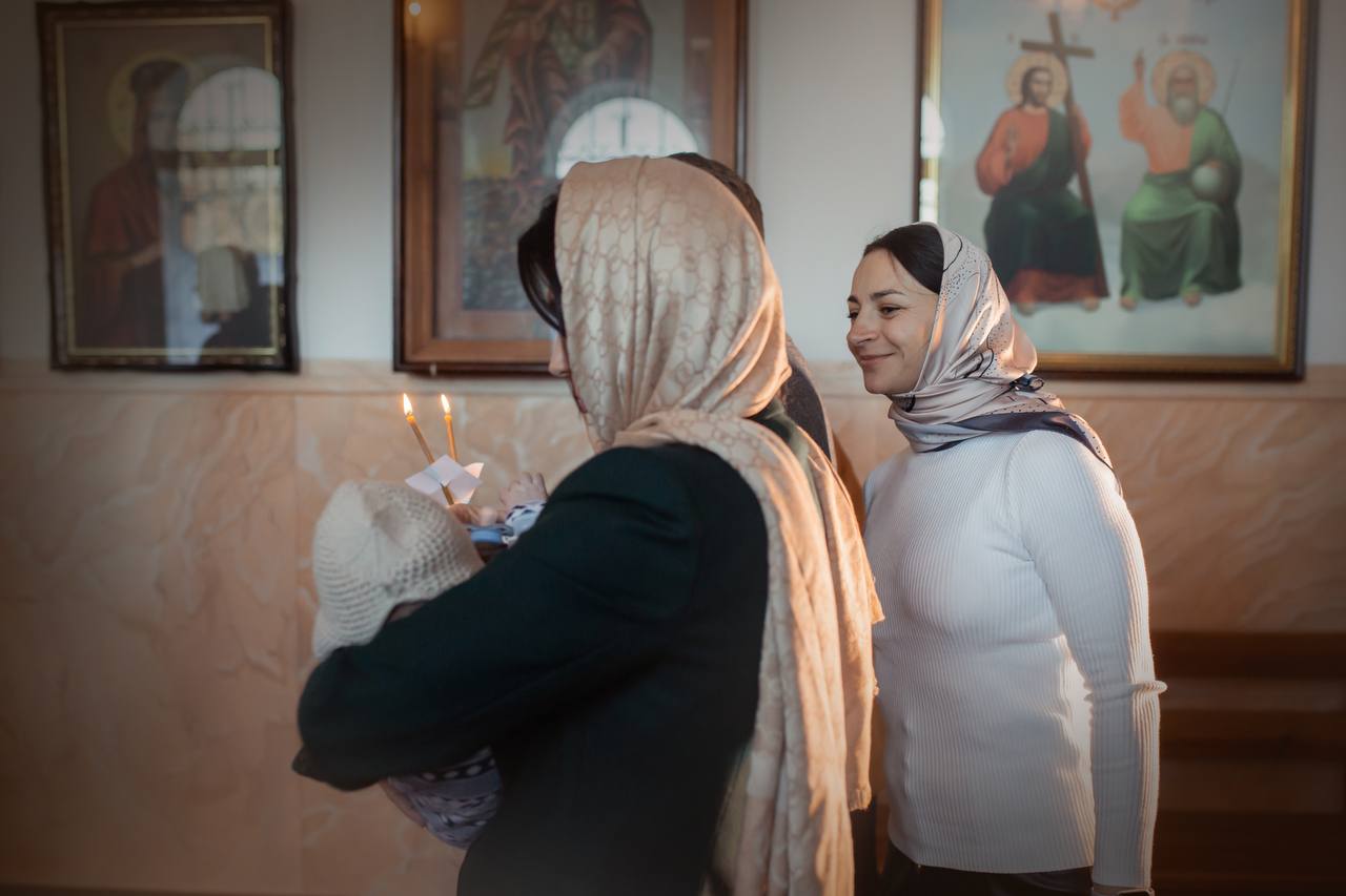 Ілона Гвоздьова охрестила тримісячного сина: зворушливі фото з таїнства